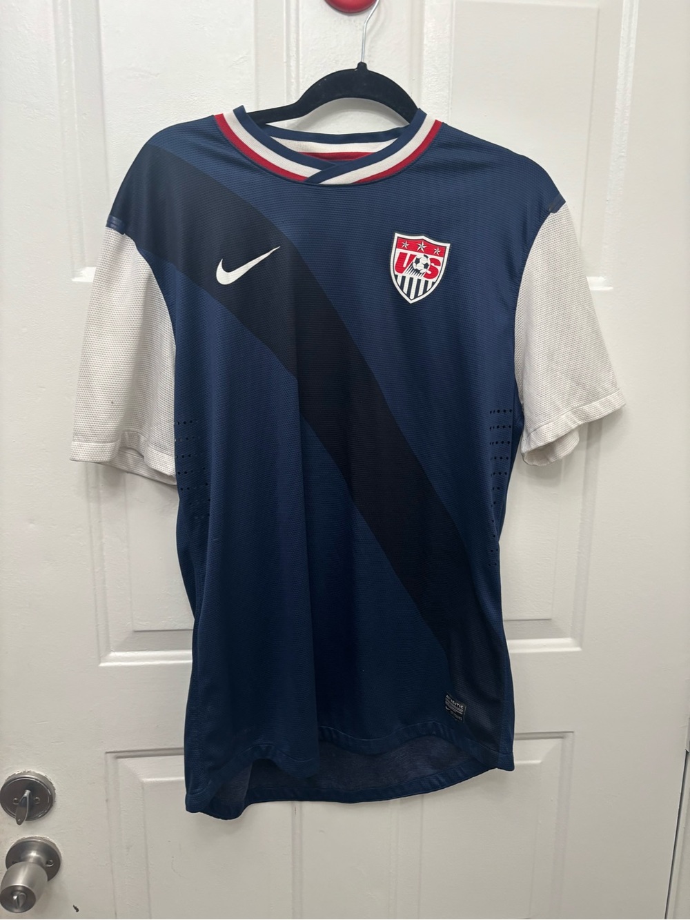 Men’s Nike USA Soccer jersey 2012-2014